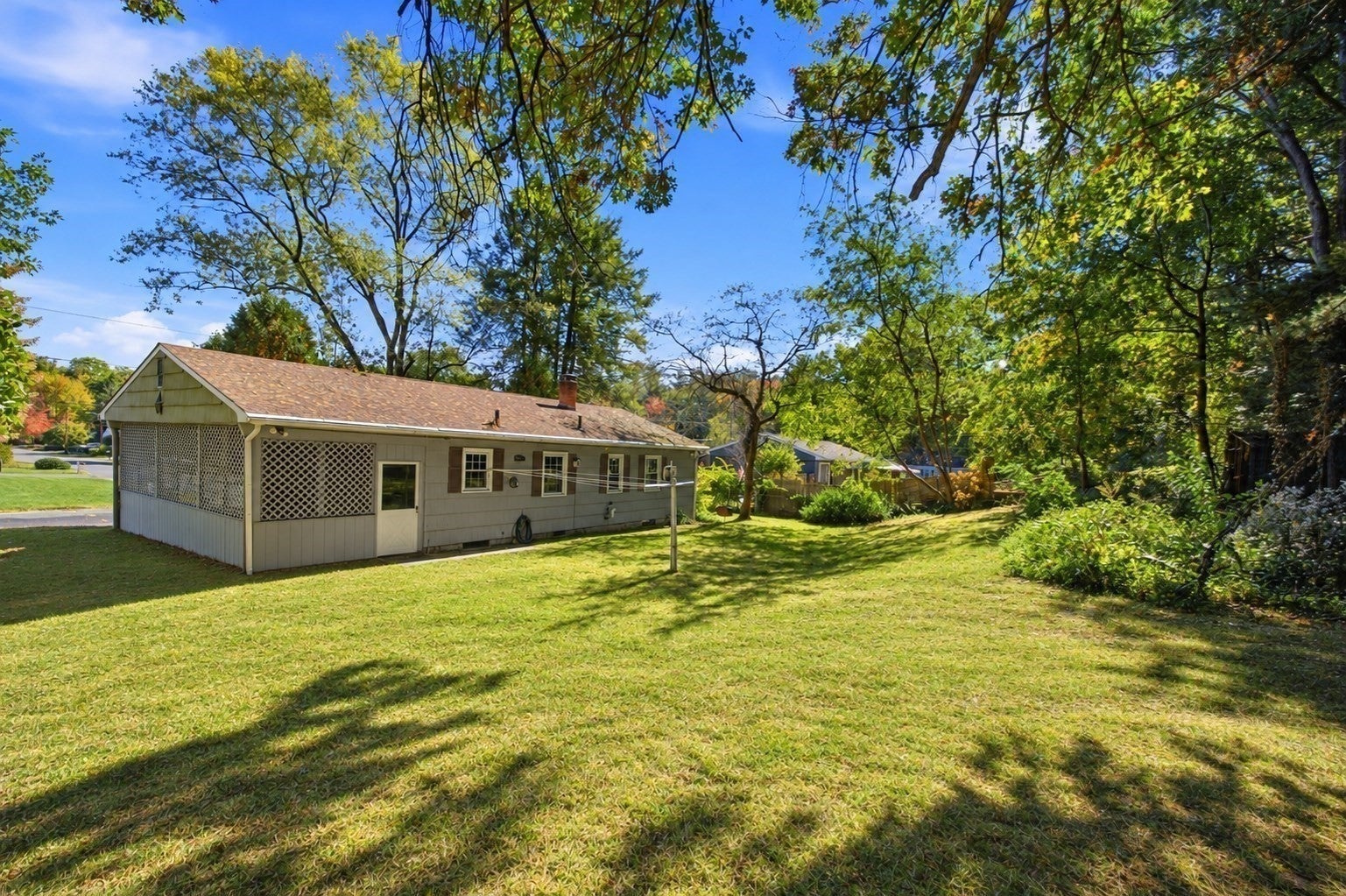 20 Deerfield Dr