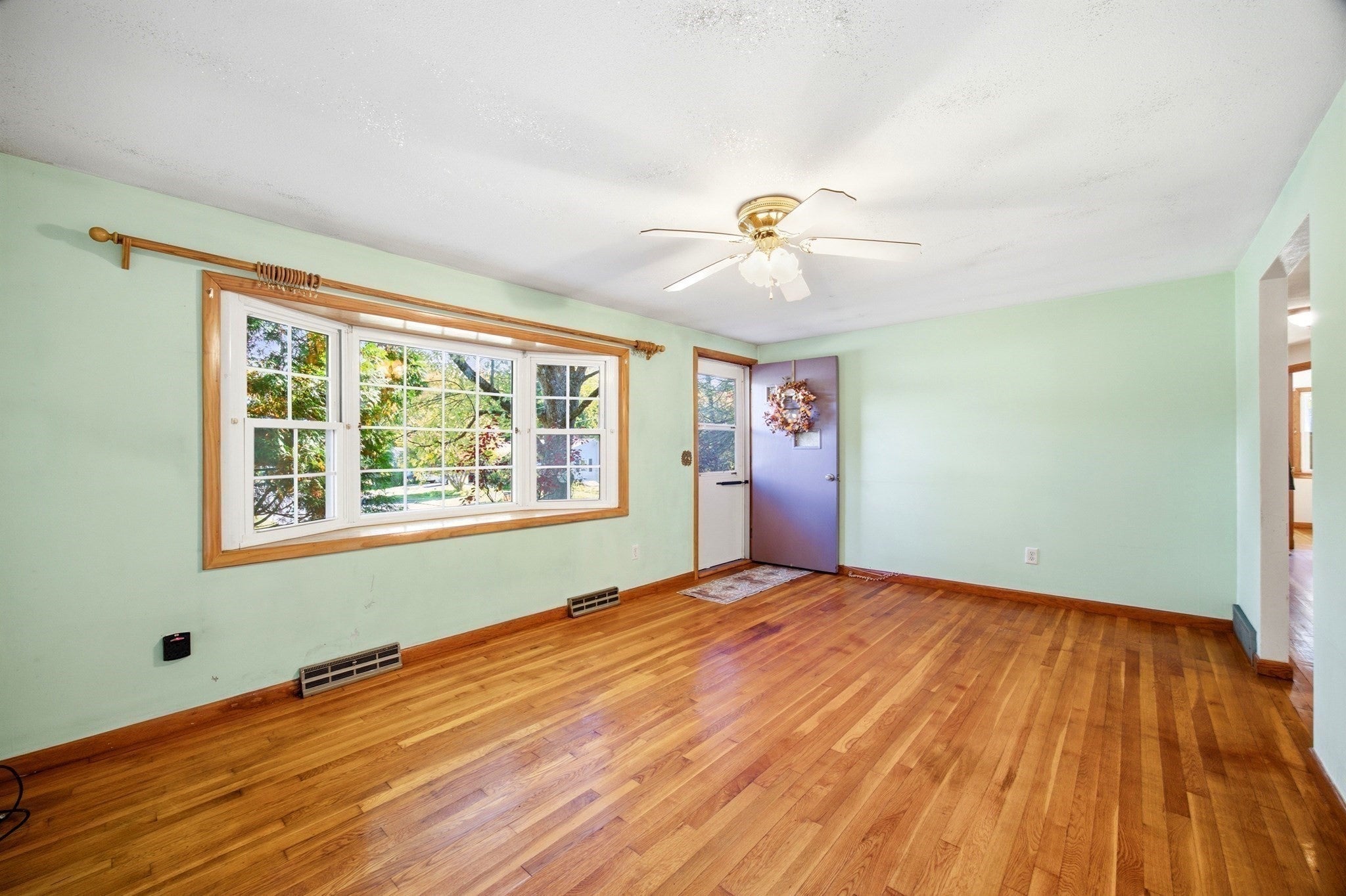 20 Deerfield Dr, Northampton, MA, 20 Deerfield Dr, Northampton, MA Photo #14