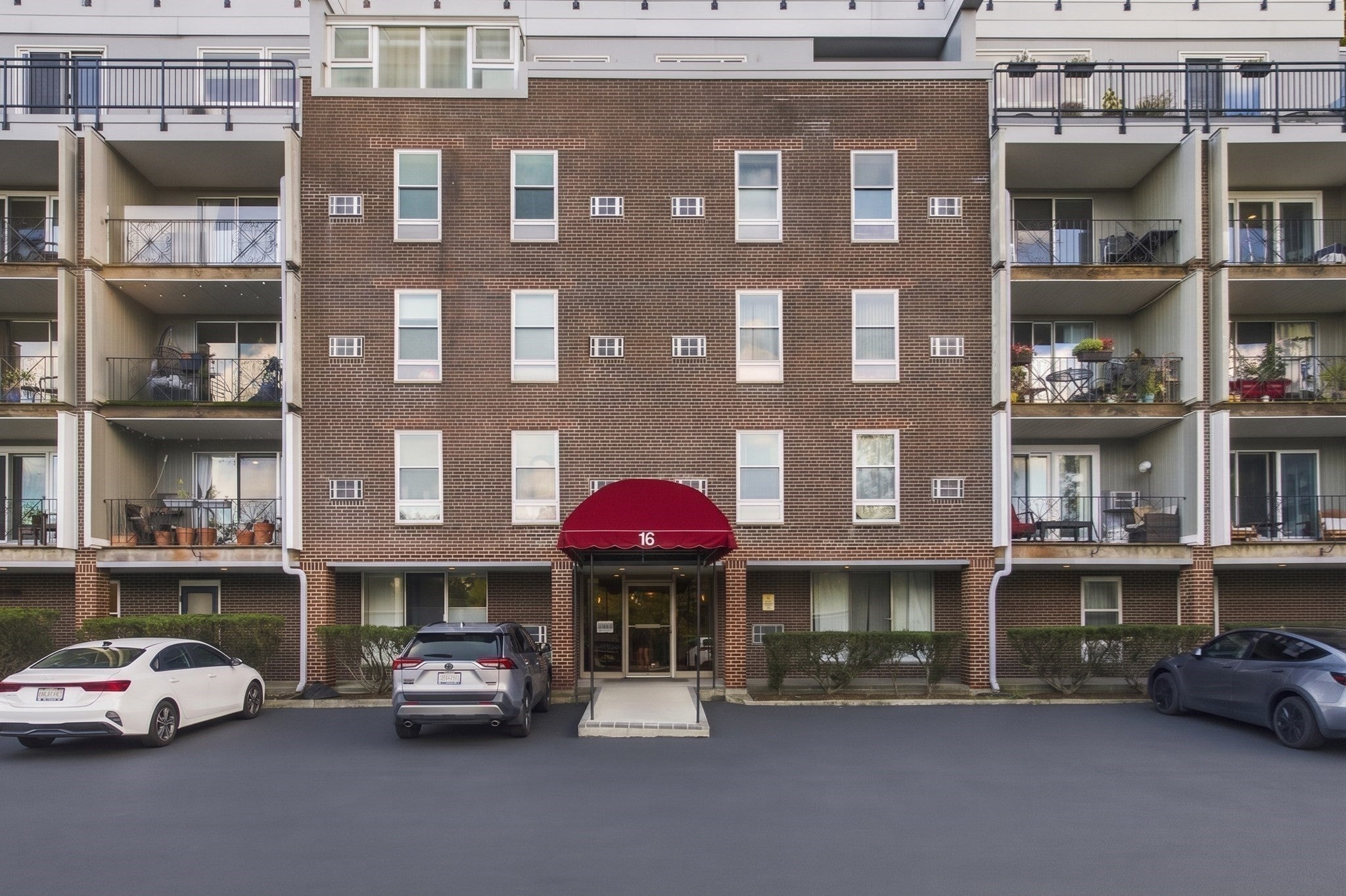 16 Addington RD #21, Brookline, MA, 16 Addington RD #21, Brookline, MA Photo #23