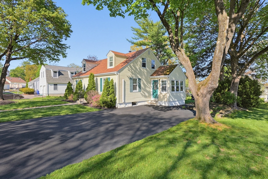 35 Intervale Ave