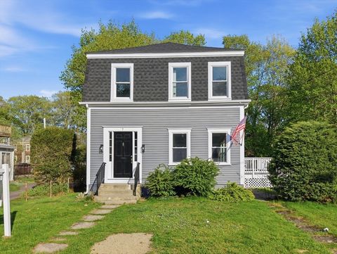 7 Myrtle St Middleboro MA 02346