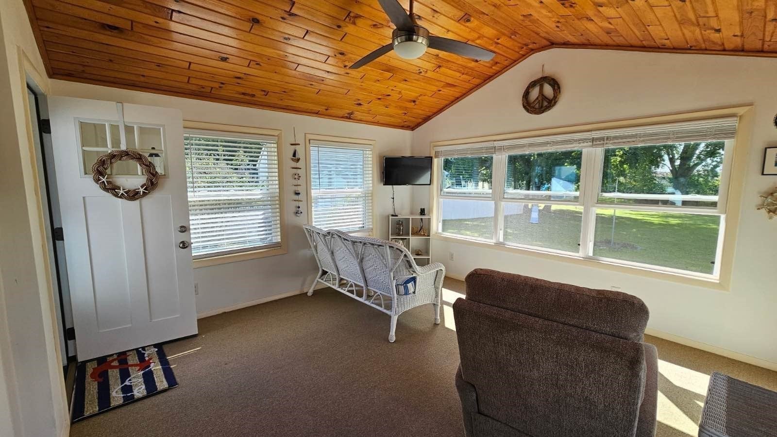 351 Ocean Grove Ave, Swansea, MA, 351 Ocean Grove Ave, Swansea, MA Photo #7