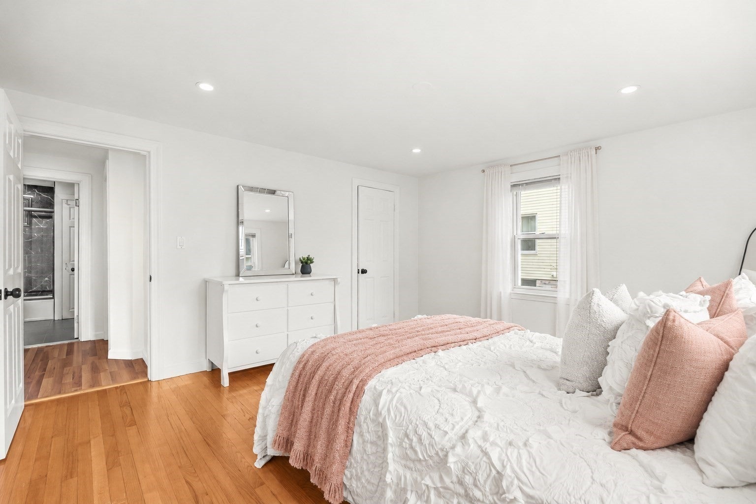 10 Garfield Avenue, Woburn, MA Photo #14