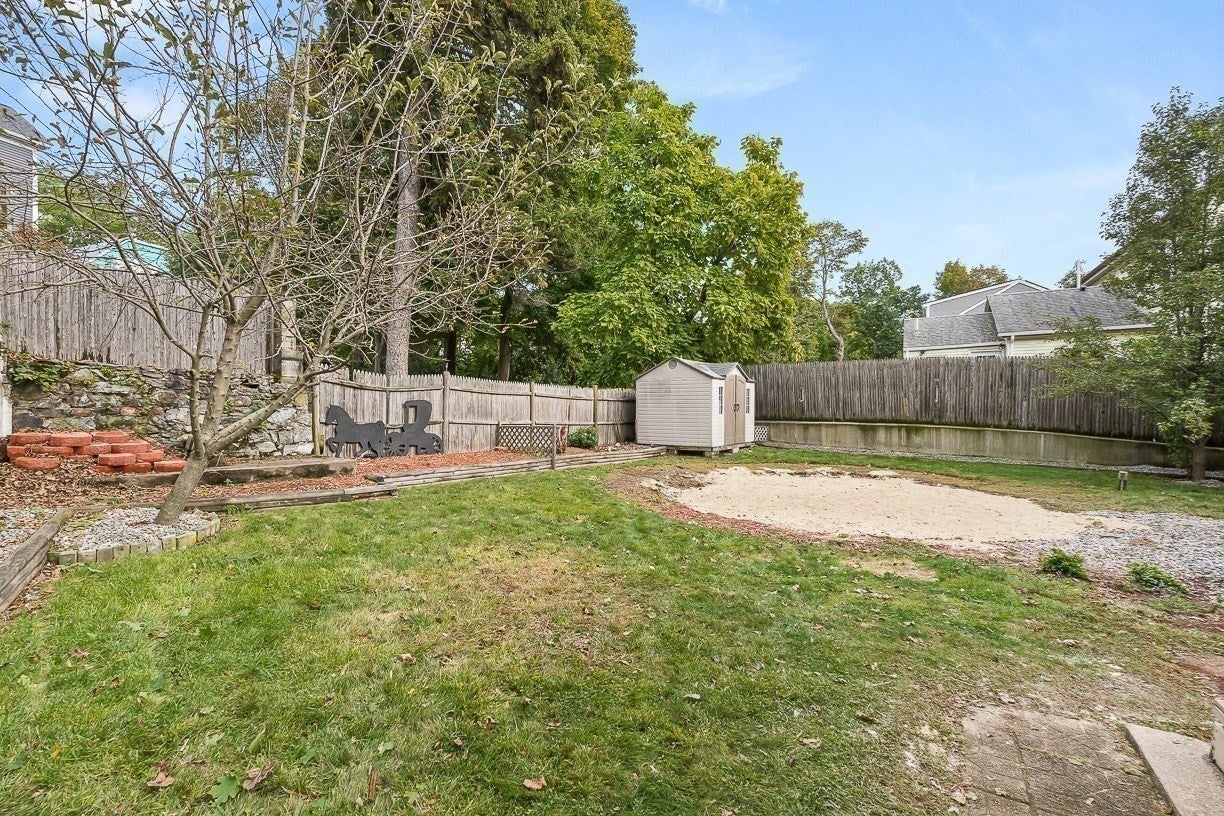 10 Garfield Avenue, Woburn, MA Photo #31