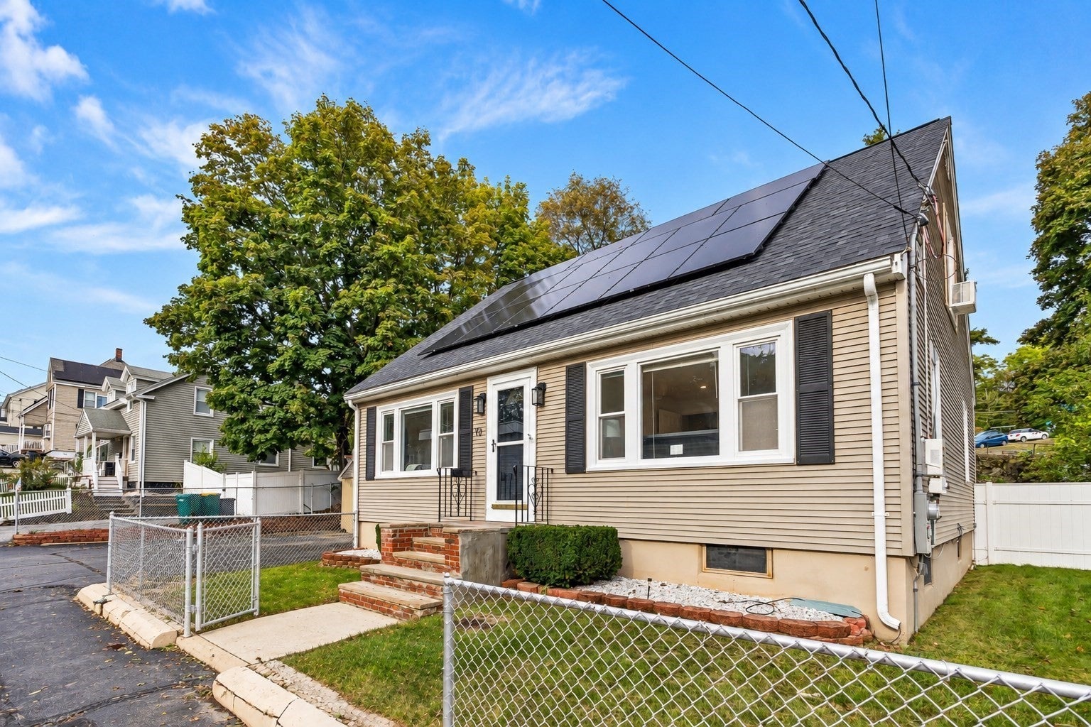 10 Garfield Avenue, Woburn, MA Photo #3