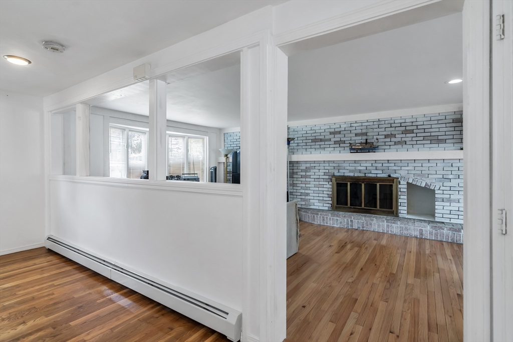 Lowell, Massachusetts 01854, United States, 4 Bedrooms Bedrooms, ,2 BathroomsBathrooms,Residential,Active,171850