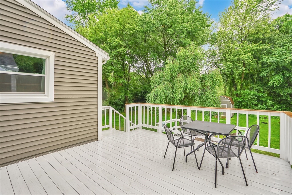 389 Porter Rd