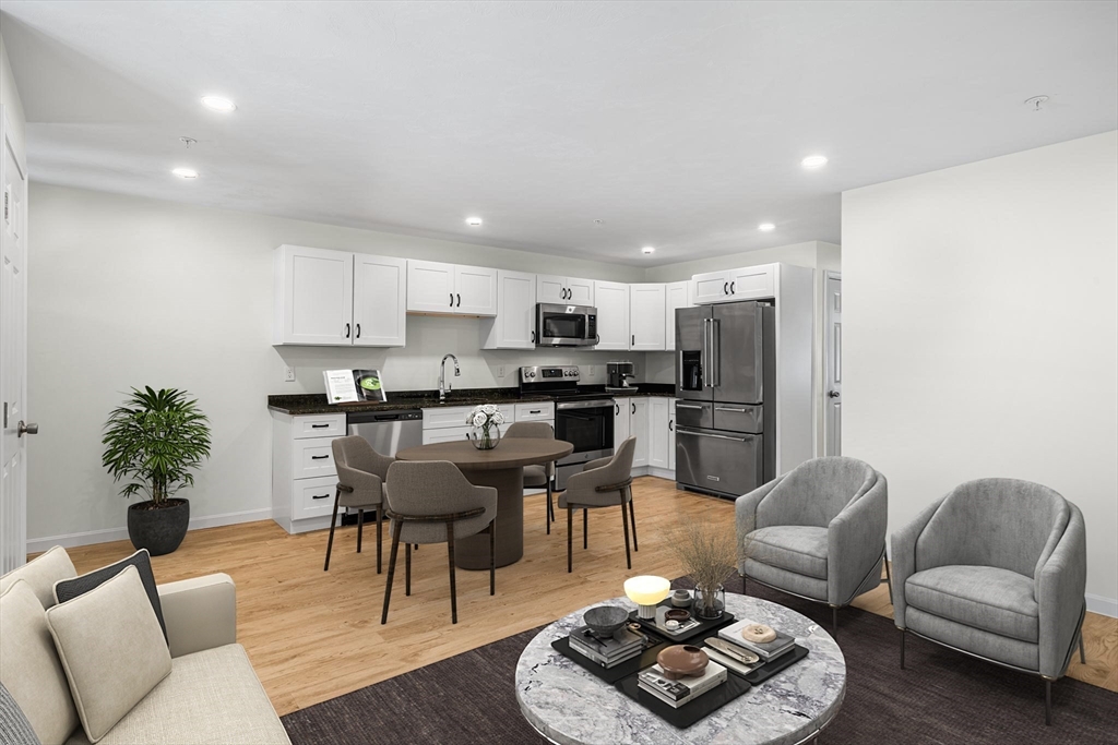 27 Ocean Walk Dr 105
