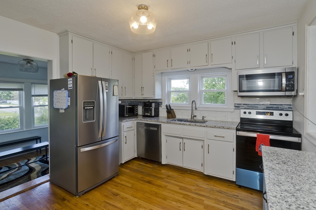 30 Cady St