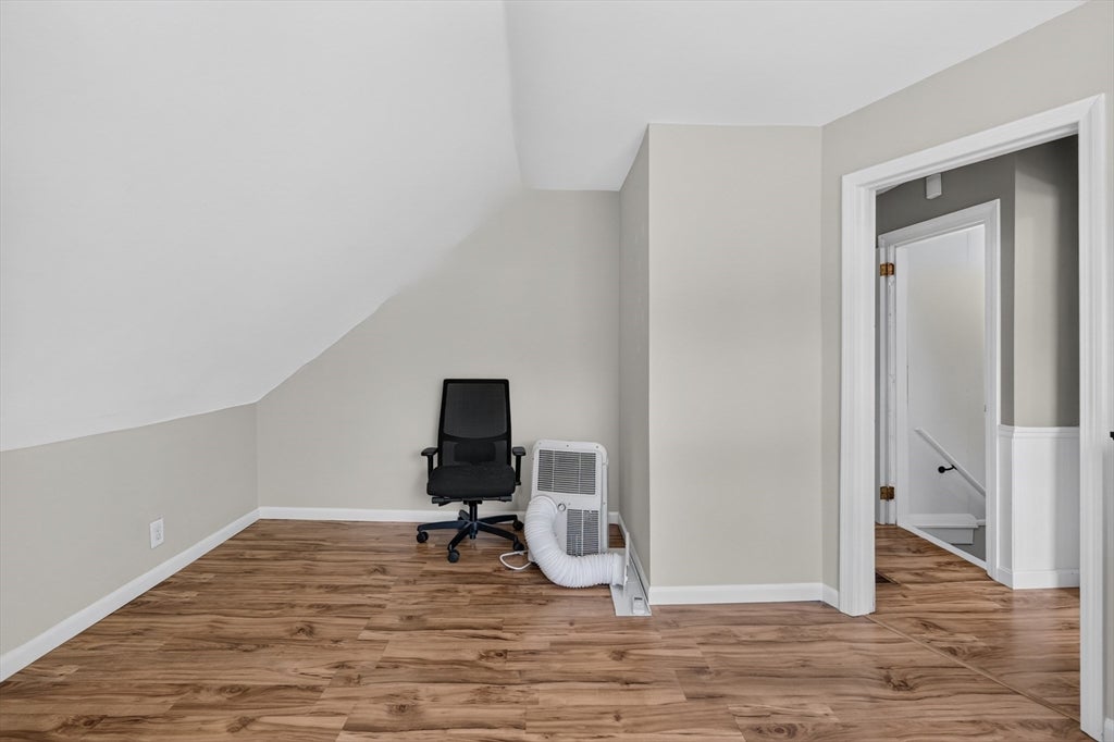 103 B St, Lowell, MA Photo #37