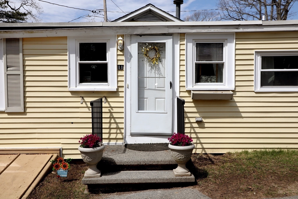 11 Old Andover Rd