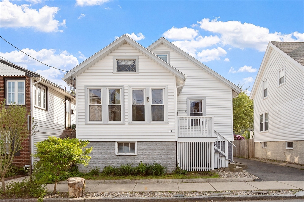 33 Alden Ave