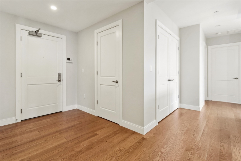 201 Elliott St 615