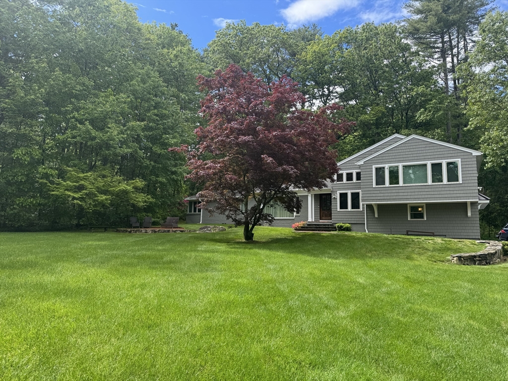 Dover, Massachusetts 02030, United States, 4 Bedrooms Bedrooms, ,4 BathroomsBathrooms,Residential,Pending,212433 Dover, Massachusetts 02030, United States, 4 Bedrooms Bedrooms, ,4 BathroomsBathrooms,Residential,Pending,212433