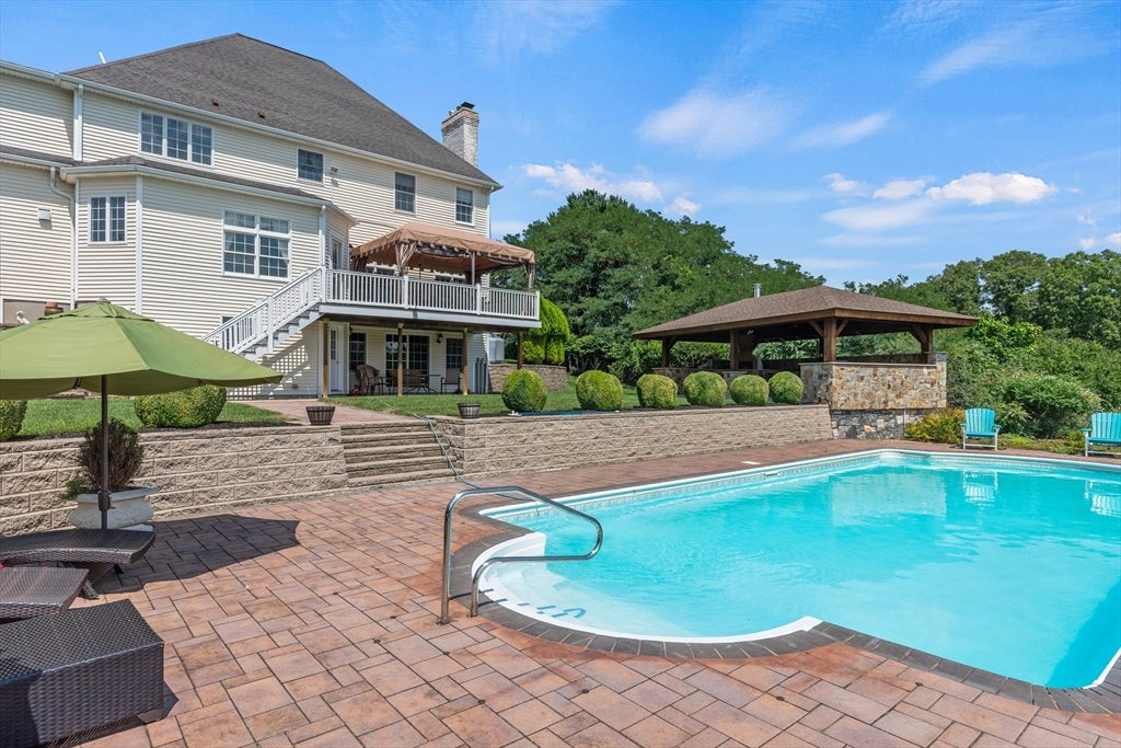 385 Scott Rd, Cumberland, RI, 385 Scott Rd, Cumberland, RI Photo #9