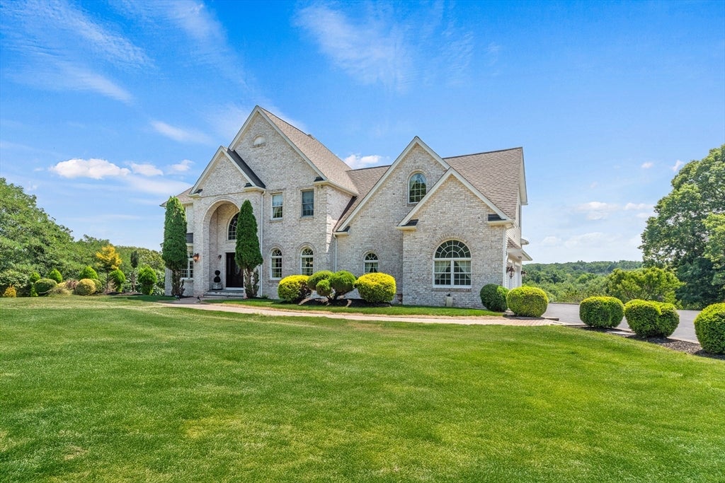 385 Scott Rd, Cumberland, RI, 385 Scott Rd, Cumberland, RI Photo #2