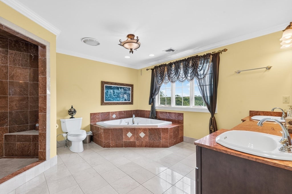 385 Scott Rd, Cumberland, RI, 385 Scott Rd, Cumberland, RI Photo #25