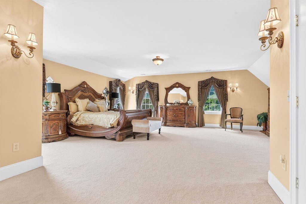 385 Scott Rd, Cumberland, RI, 385 Scott Rd, Cumberland, RI Photo #23