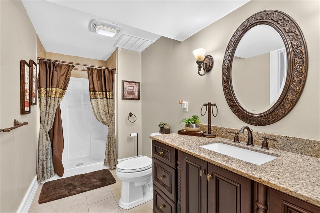 385 Scott Rd, Cumberland, RI, 385 Scott Rd, Cumberland, RI Photo #33