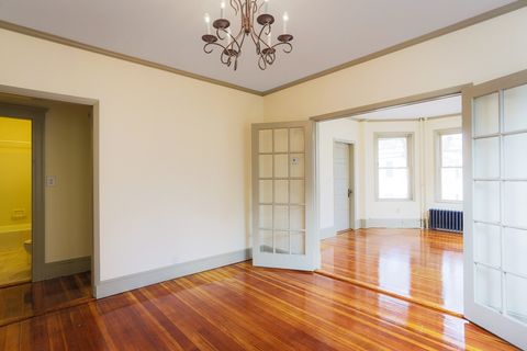 Photo of 31 Roslyn St #1, Salem, MA 01970 (MLS # 73500835)