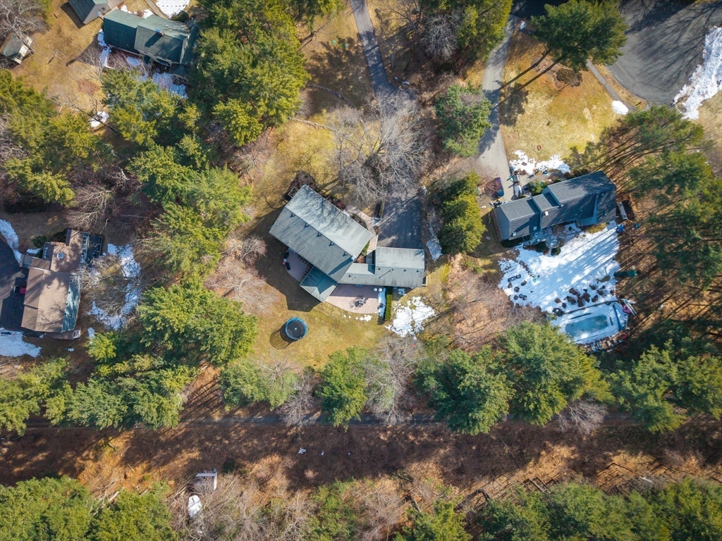 5 Comstock Lane