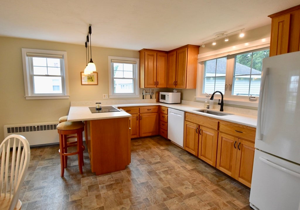 120 Blaine Ave, East Brookfield, MA Photo #4