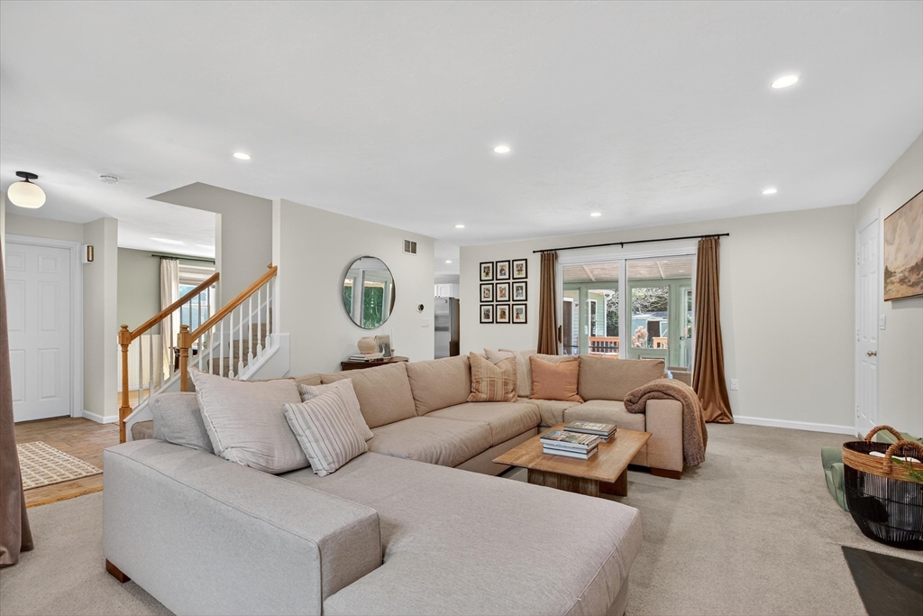 34 Timberline Rd