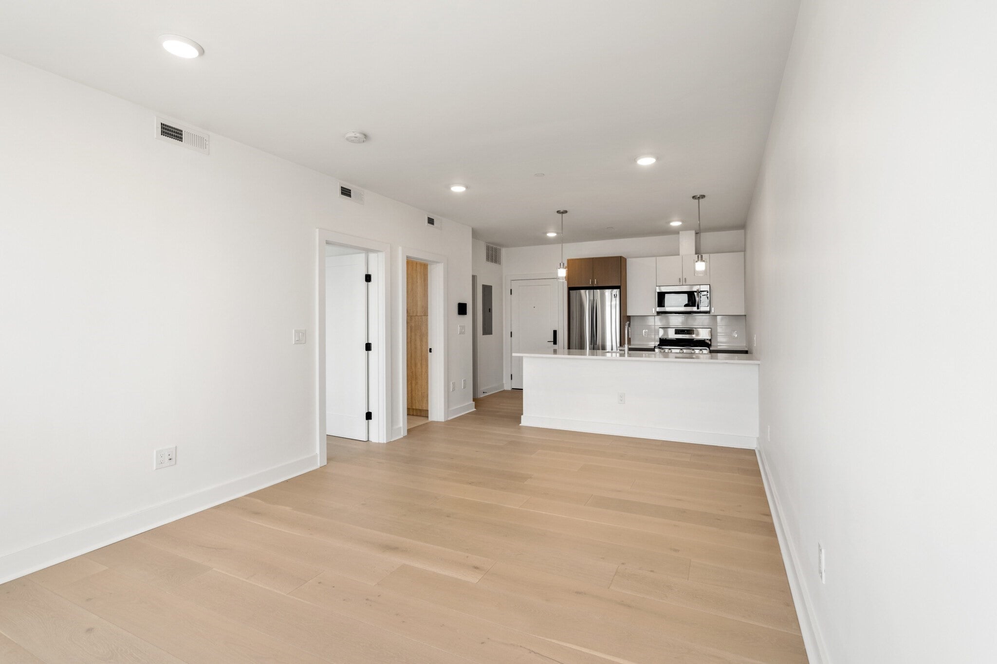 917 Bennington Street #504, Boston, MA Photo #2