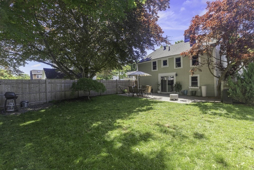 54 Ashland St, Newburyport, MA Photo #28