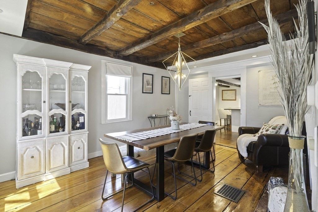 54 Ashland St, Newburyport, MA Photo #8