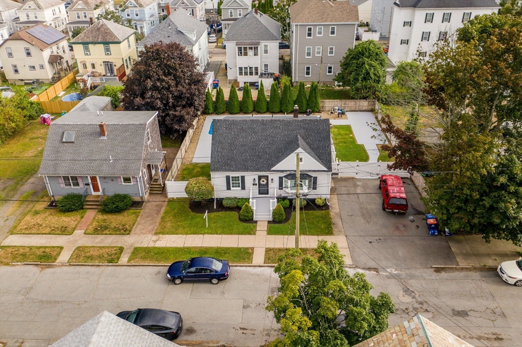 166 Charles St
