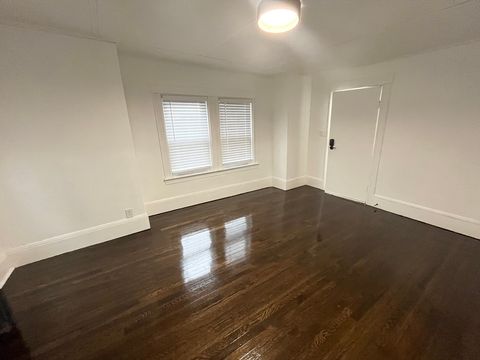 Photo of 25R Auburn St #2, Woburn, MA 01801 (MLS # 73505935)