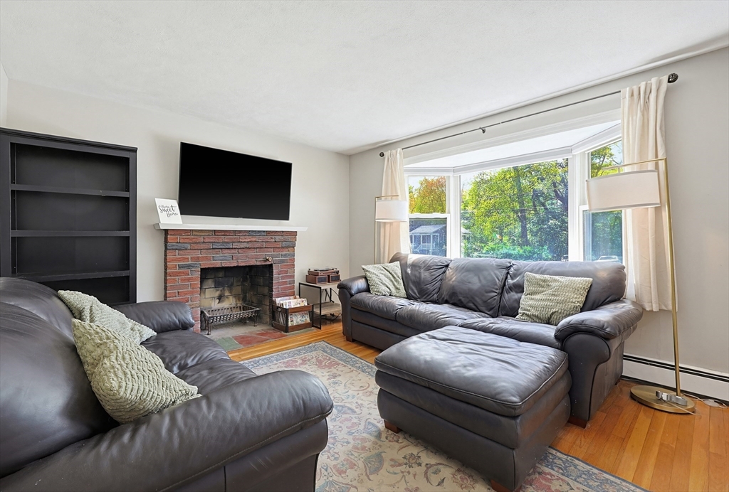 13 Brookside Drive, Foxboro, MA, 13 Brookside Drive, Foxboro, MA Photo #10