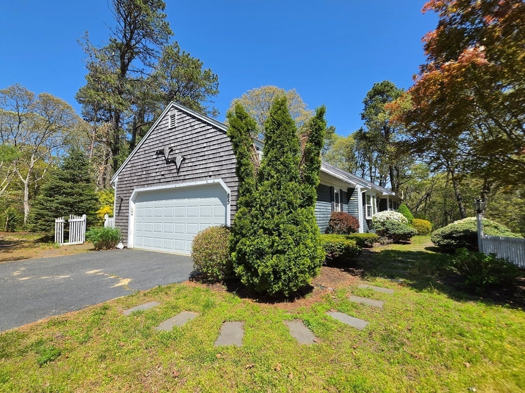 85 Collingwood Drive