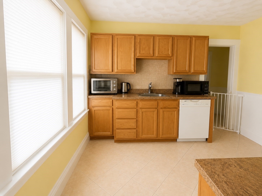 32 Century St #1, Medford, MA, 32 Century St #1, Medford, MA Photo #10