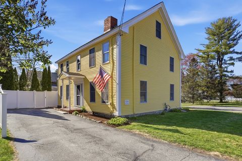 Photo of 397 Concord Rd, Billerica, MA 01821 (MLS # 73514272)