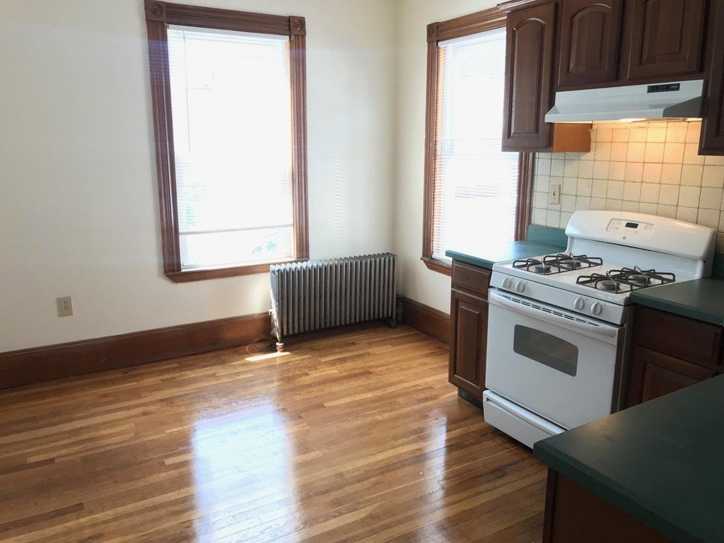 336 Centre Street #2, Boston, MA, 336 Centre Street #2, Boston, MA Photo #2