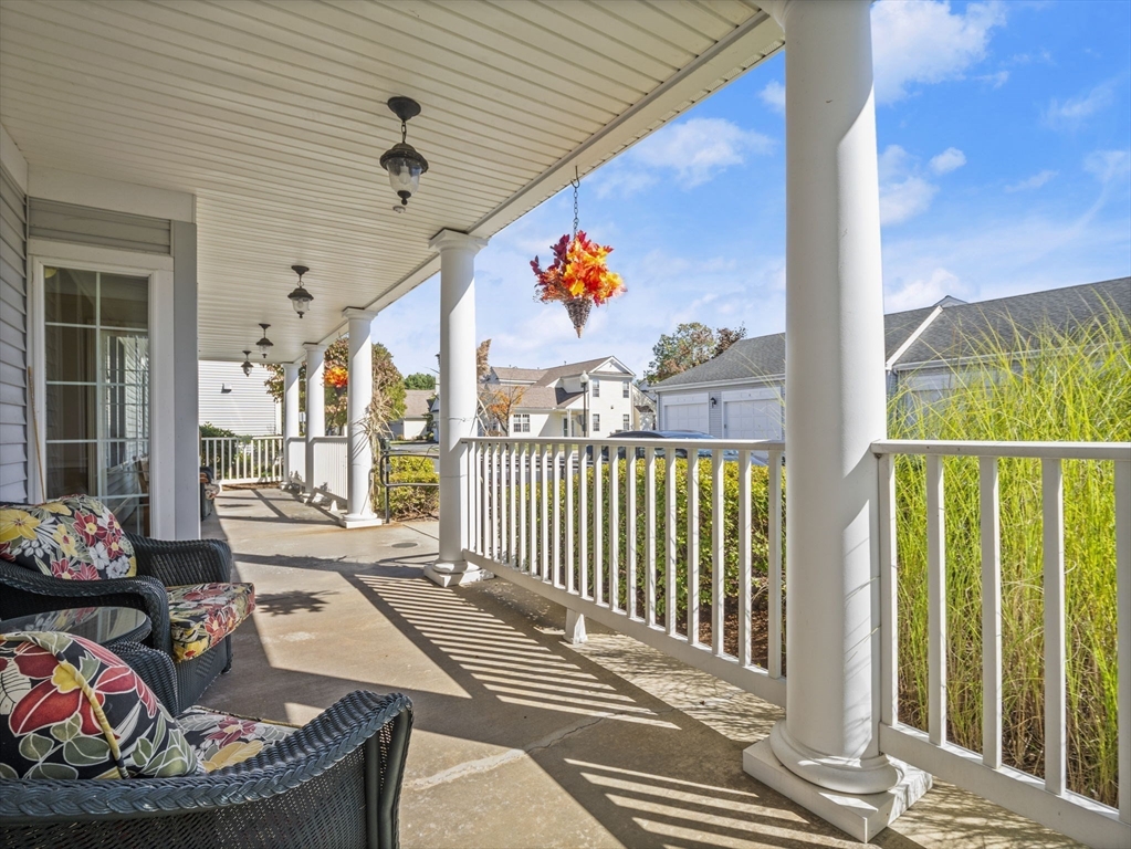 27 Hartland Way 309