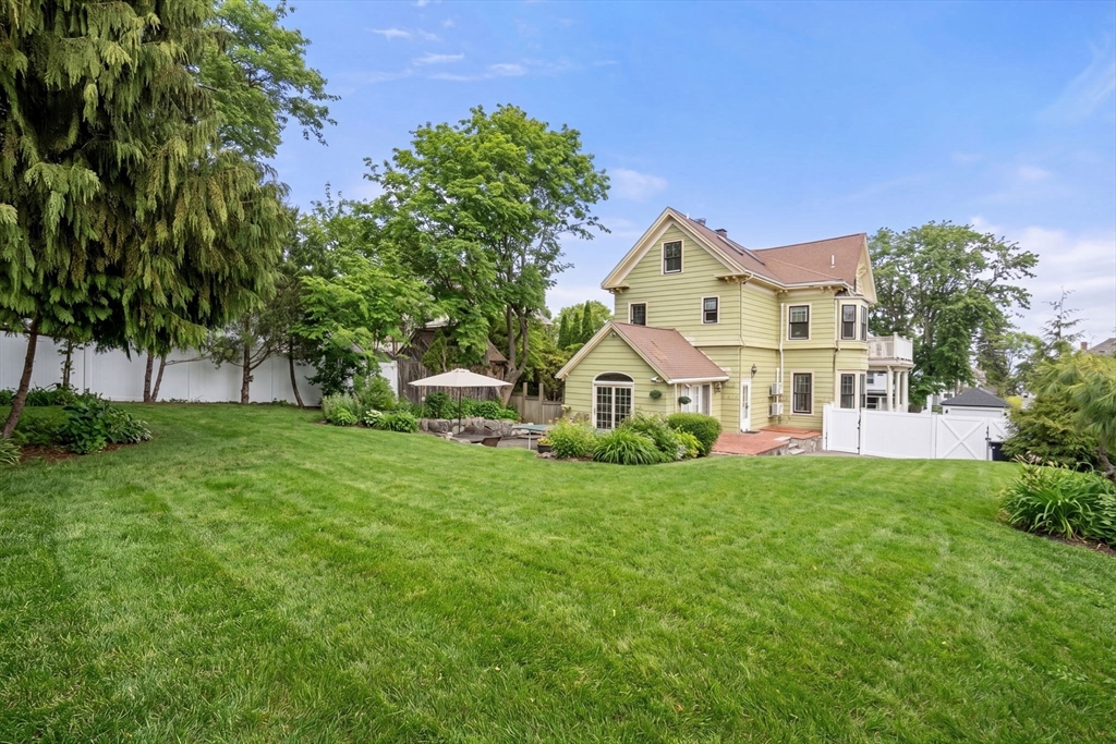 121 Prospect Ave