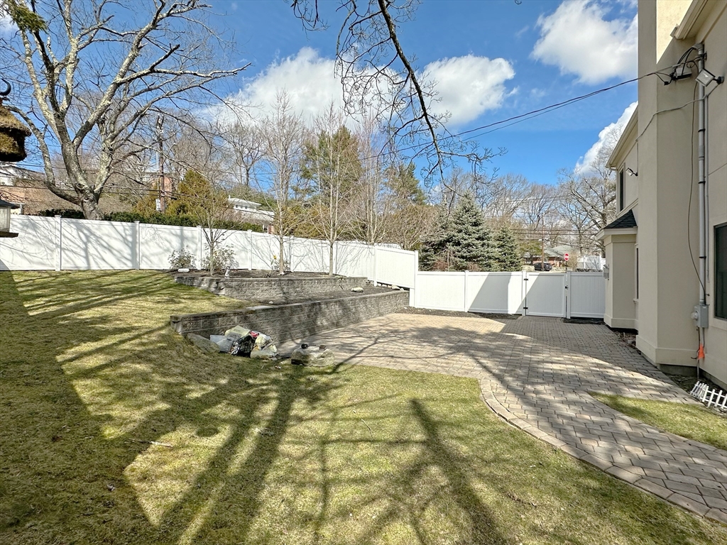 9 Vine St