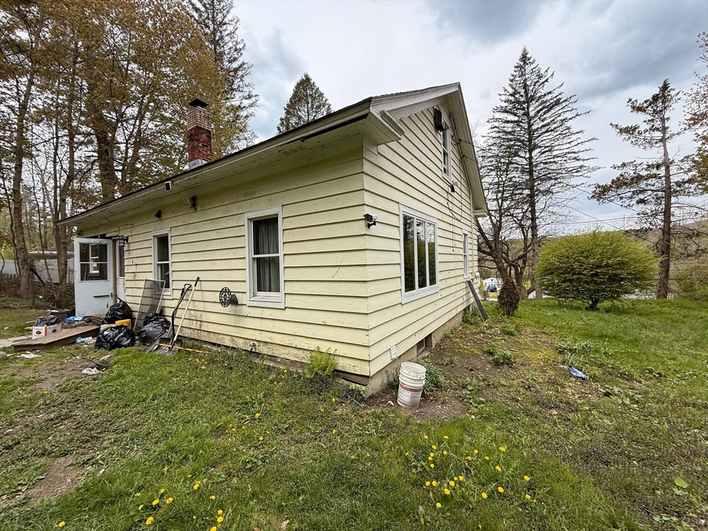 171 S Main St