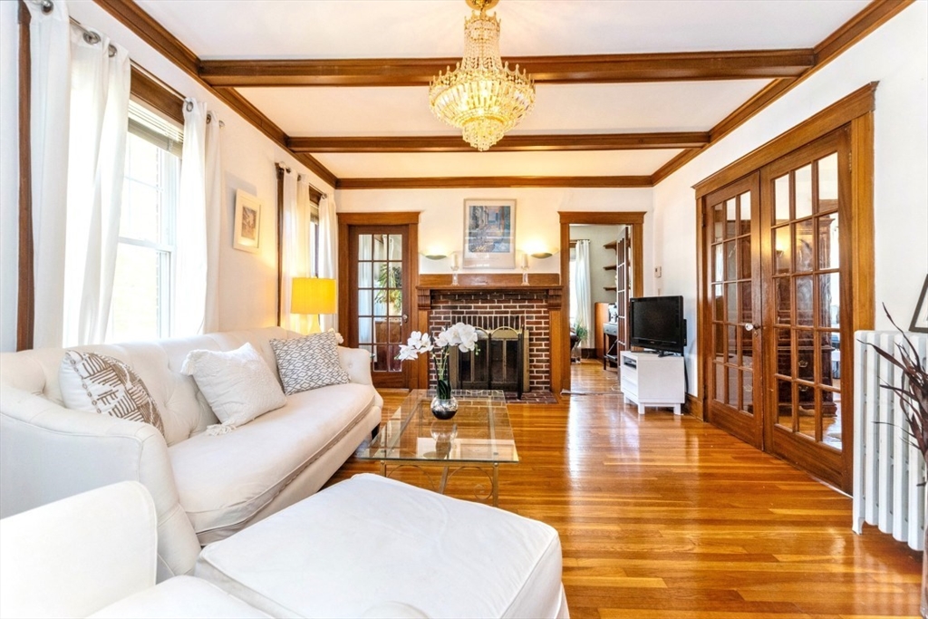 6 Lenglen Road 6