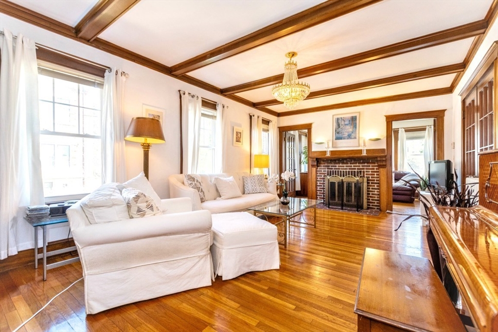 6 Lenglen Road 6