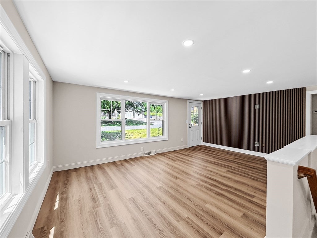 89 Goodale St, Haverhill, MA Photo #10