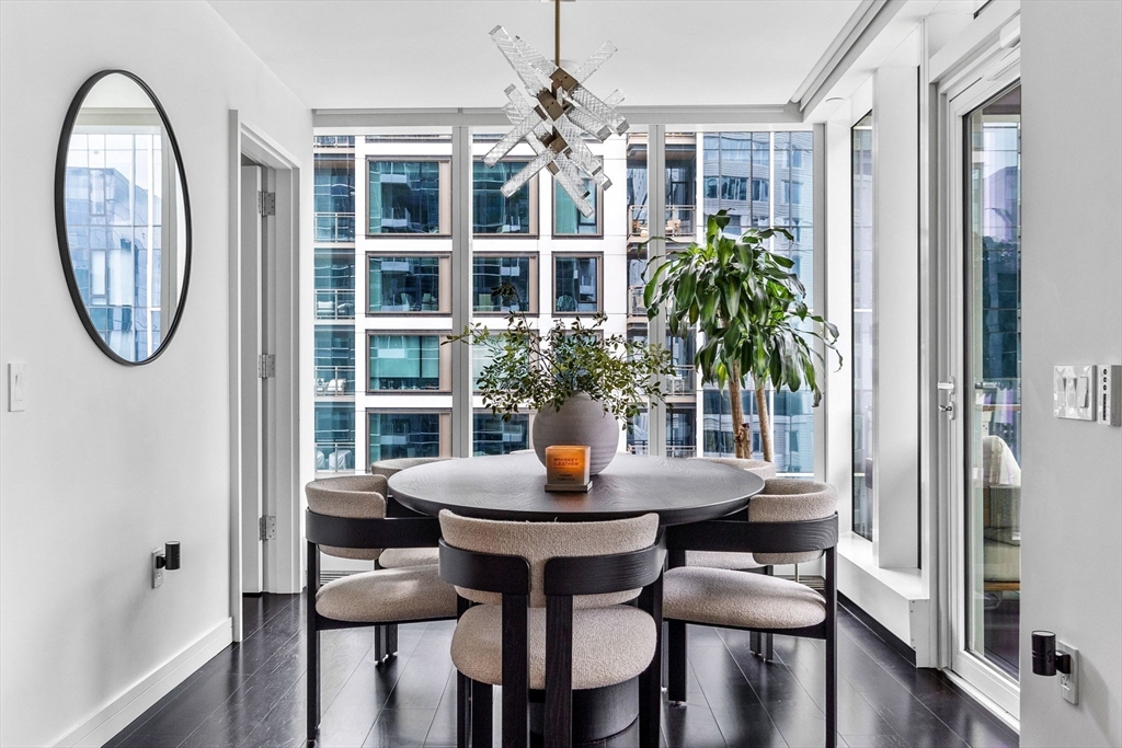 150 Seaport Blvd 14B