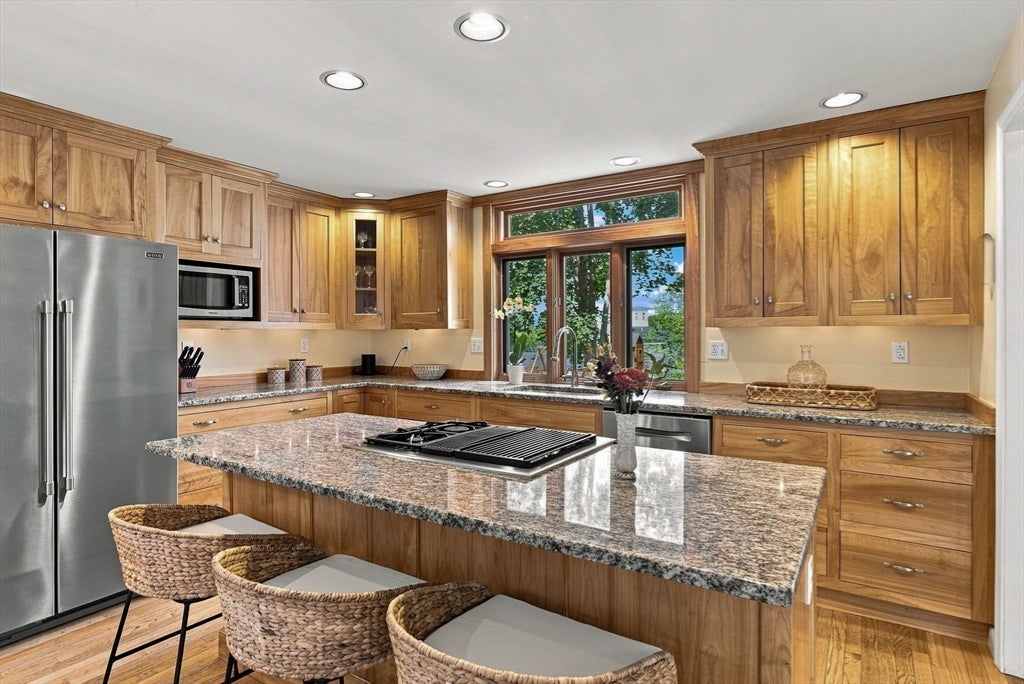 18 Jackson St, Newburyport, MA, 18 Jackson St, Newburyport, MA Photo #13