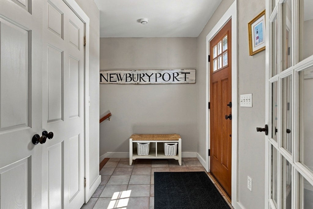 18 Jackson St, Newburyport, MA, 18 Jackson St, Newburyport, MA Photo #5