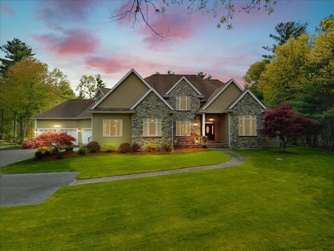 Photo of 4 Alberta Ln, Lakeville, MA 02347 (MLS # 73519183)