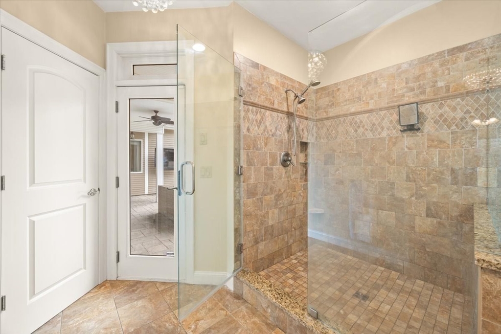 4 Alberta Ln, Lakeville, MA Photo #29
