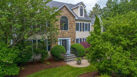 60R Poquanticut Ave Easton MA 02356